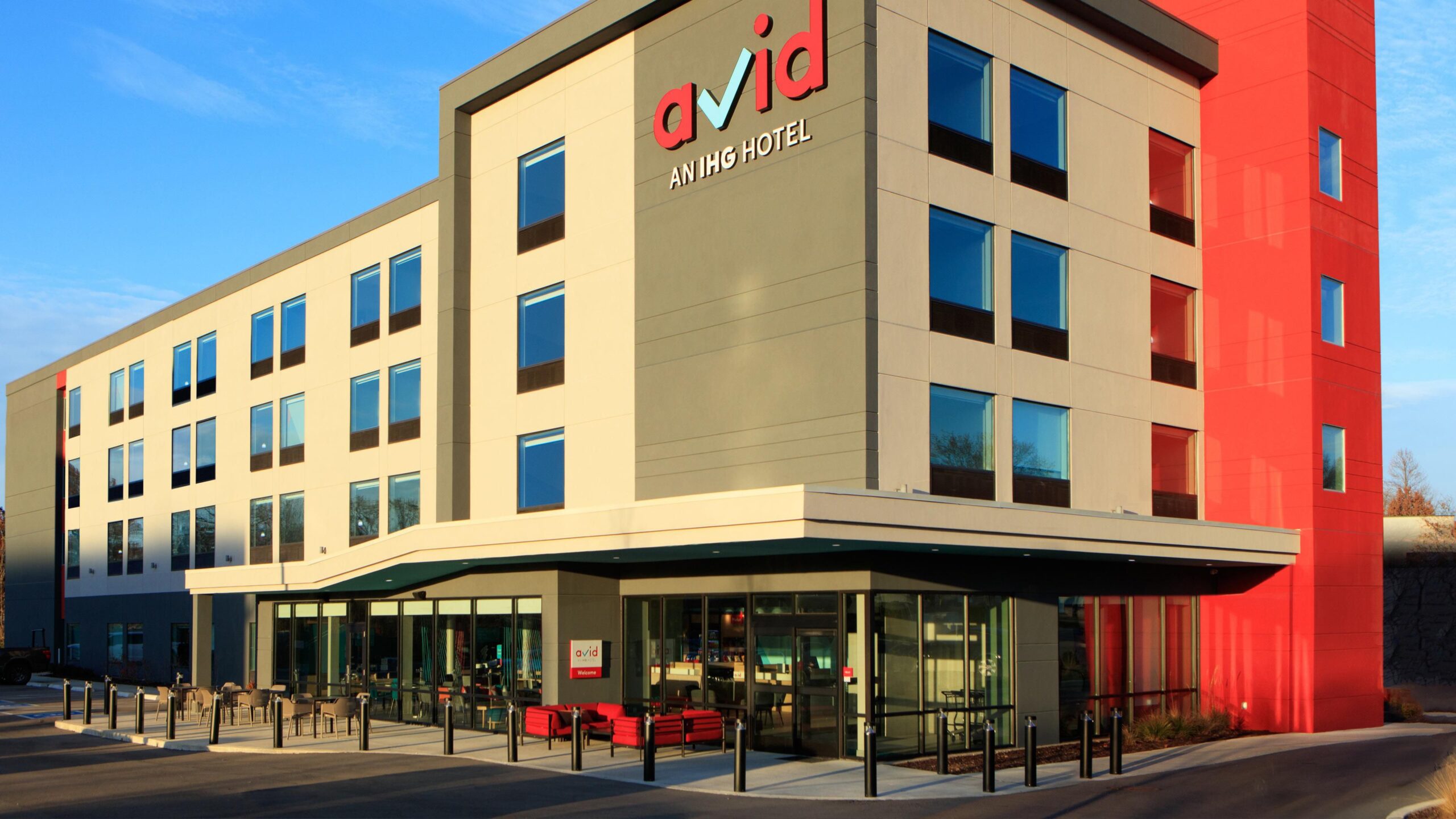 Avid Hotels Fort Mill 7619504938 16x9 1 Scaled 